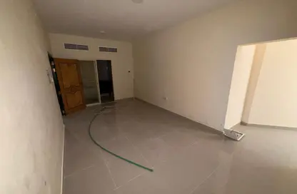 Apartment - Studio - 1 Bathroom for rent in Al Jurf 2 - Al Jurf - Ajman Downtown - Ajman