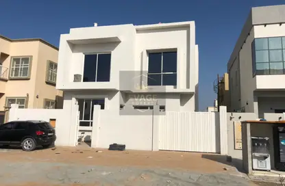 Villa - 3 Bedrooms - 4 Bathrooms for sale in Al Yasmeen 1 - Al Yasmeen - Ajman
