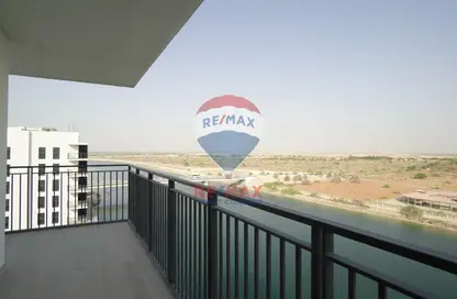 Apartment - 2 Bedrooms - 2 Bathrooms for rent in Waters Edge - Yas Island - Abu Dhabi