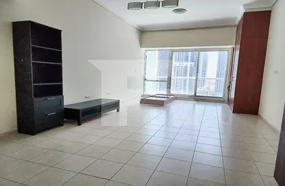Apartment - Studio - 1 Bathroom for rent in Lake Terrace - JLT Cluster D - Jumeirah Lake Towers - Dubai