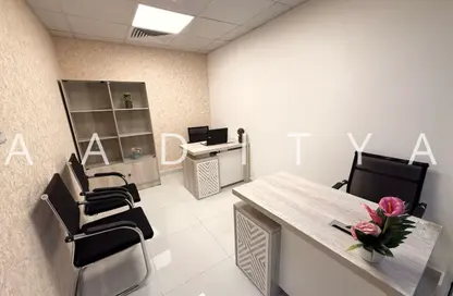 مكتب - استوديو - 1 حمام للايجار في مبنى سيلفر هوم - هور العنز - ديرة - دبي