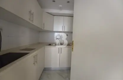 Office Space - Studio - 2 Bathrooms for rent in Corniche Road - Abu Dhabi