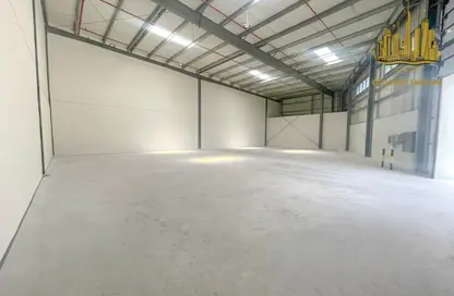 Warehouse - Studio - 1 Bathroom for rent in Al Qusais Industrial Area 4 - Al Qusais Industrial Area - Al Qusais - Dubai