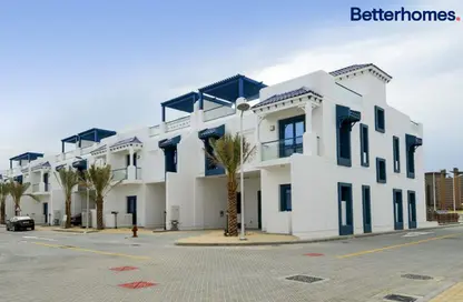 Villa - 5 Bedrooms - 6 Bathrooms for rent in Palma Residences - Palm Jumeirah - Dubai
