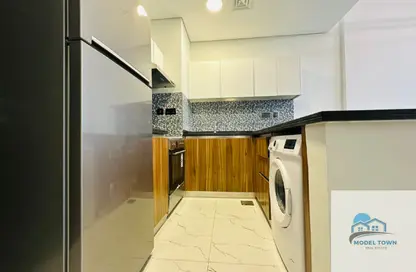 Apartment - 2 Bedrooms - 2 Bathrooms for rent in The Gate - Masdar City - Abu Dhabi