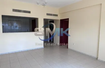 شقة - غرفة نوم - 2 حمامات للبيع في K07 - طراز يوناني - المدينة الدولية - دبي