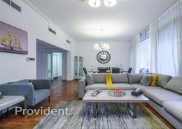 Living Room image for: Apartment - 3 bedrooms - 3 bathrooms for rent in Al Badia Residences - Dubai Festival City - Dubai, Image 1