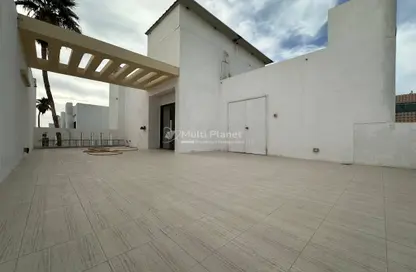 Villa - 4 Bedrooms - 5 Bathrooms for rent in Al Bateen - Abu Dhabi