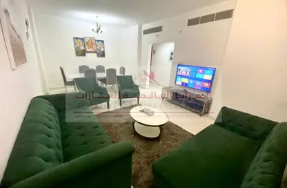 Apartment - 2 Bedrooms - 2 Bathrooms for rent in Danat Al Khan Tower - Al Khan Lagoon - Al Khan - Sharjah