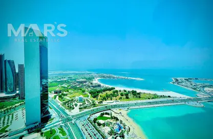 Apartment - 2 Bedrooms - 3 Bathrooms for rent in Nation Towers - Corniche Road - Abu Dhabi