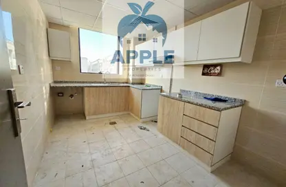 شقة - غرفة نوم - 2 حمامات للايجار في سراب 2 - الجادة - الشارقة