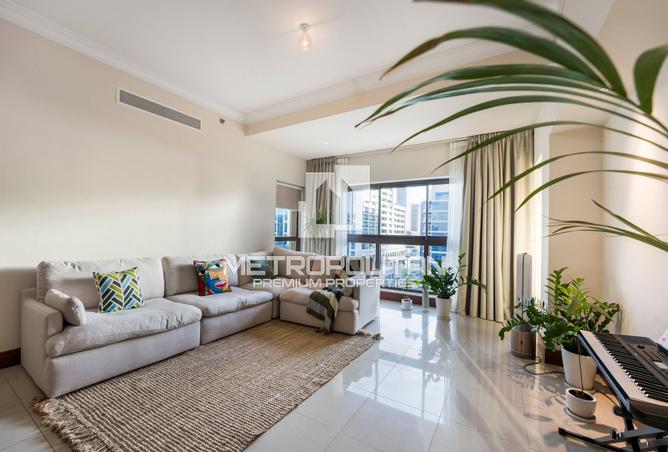 Apartment - 2 Bedrooms - 3 Bathrooms for sale in Golden Mile 6 - Golden Mile - Palm Jumeirah - Dubai