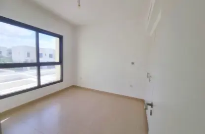 Townhouse - 3 Bedrooms - 4 Bathrooms for rent in Zahra Townhouses - Town Square - Dubai