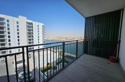Apartment - 1 Bedroom - 2 Bathrooms for sale in Waters Edge - Yas Island - Abu Dhabi