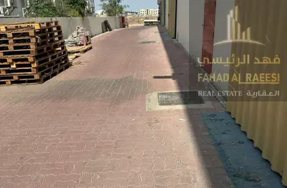 مستودع - استوديو - 1 حمام للايجار في أم الثعوب - أم القيوين