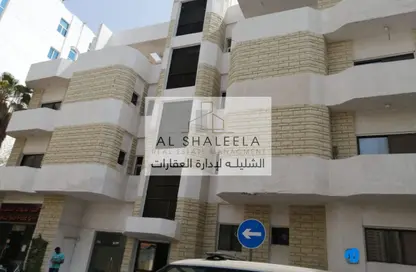 عمارة بالكامل - استوديو - 8 حمامات للبيع في الدانه - أبوظبي