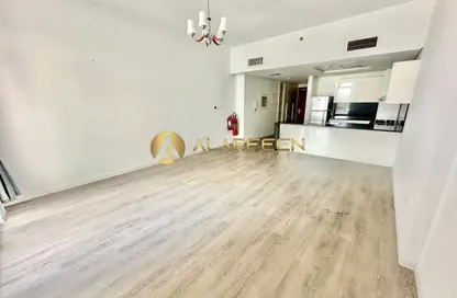 Apartment - 1 Bathroom for rent in Park One - Jumeirah Village Triangle - Dubai