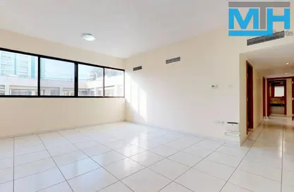 Apartment - 2 Bedrooms - 2 Bathrooms for rent in Golden Sands 1 - Mankhool - Bur Dubai - Dubai