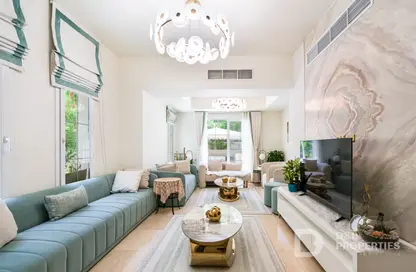 Villa - 3 Bedrooms - 3 Bathrooms for rent in Springs 11 - The Springs - Dubai