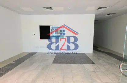 Office Space - Studio - 2 Bathrooms for rent in Al Muraqqabat - Deira - Dubai