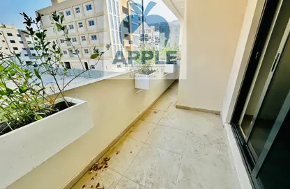 Apartment - 1 Bedroom - 2 Bathrooms for rent in Muwaileh 3 Building - Muwaileh - Sharjah