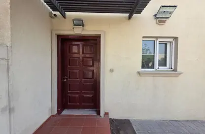 فيلا - 2 غرف نوم - 3 حمامات للايجار في الينابيع 6 - الينابيع - دبي