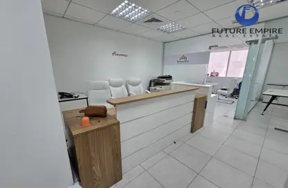 Office Space - Studio - 1 Bathroom for rent in Blue Tower - Sheikh Zayed Road - Dubai