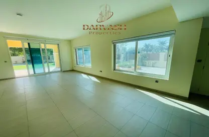 Villa - 4 Bedrooms - 5 Bathrooms for rent in Legacy Nova Villas - Jumeirah Park - Dubai
