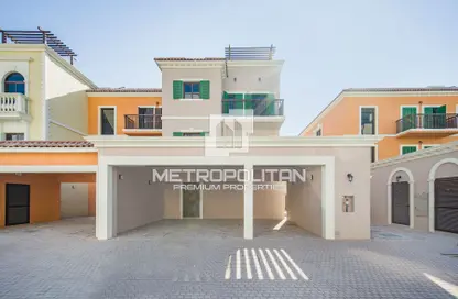 Outdoor House image for: Townhouse - 4 Bedrooms - 5 Bathrooms for rent in Sur La Mer - La Mer - Jumeirah - Dubai, Image 1