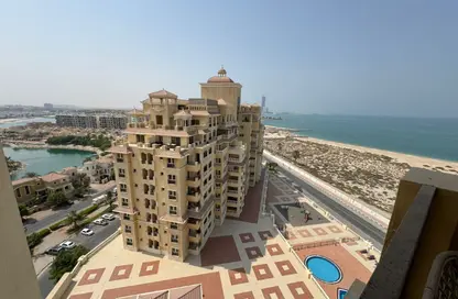 شقة - 2 غرف نوم - 3 حمامات للايجار في رويال بريز 2 - رويال بريز - قرية الحمرا - رأس الخيمة