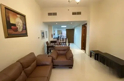 شقة - غرفة نوم - 2 حمامات للبيع في مساكن النخبة الرياضية 10 - مساكن النخبة الرياضية - مدينة دبي الرياضية - دبي