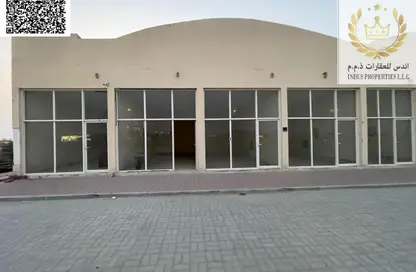 Shop - Studio - 2 Bathrooms for rent in Manama - Ajman