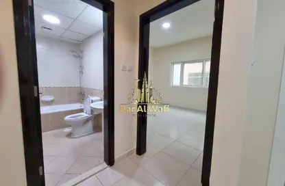 شقة - غرفة نوم - 1 حمام للايجار في برج الكوث - النهدة - الشارقة شقة - غرفة نوم - 1 حمام للايجار في برج الكوث - النهدة - الشارقة