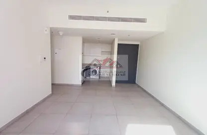 شقة - غرفة نوم - 1 حمام للايجار في ذا لينك - إيست فييليدج - الجادة - الشارقة