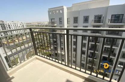 Apartment - 2 Bedrooms - 2 Bathrooms for rent in Zahra Apartments 2B - Zahra Apartments - Town Square - Dubai