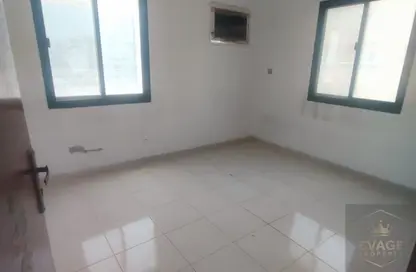 Apartment - 2 Bedrooms - 2 Bathrooms for rent in Corniche Tower - Ajman Corniche Road - Ajman