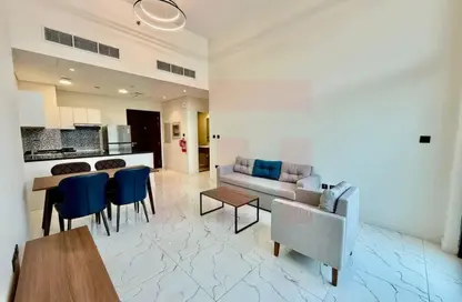 Apartment - 2 Bedrooms - 2 Bathrooms for rent in The Gate - Masdar City - Abu Dhabi