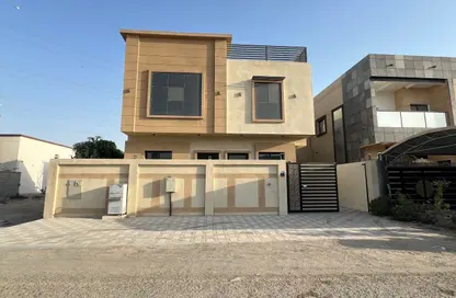 فيلا - 5 غرف نوم - 6 حمامات للايجار في الحليو 2 - الحليو - عجمان