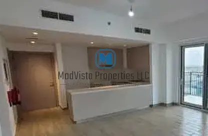 Apartment - 3 Bedrooms - 4 Bathrooms for sale in Waters Edge - Yas Island - Abu Dhabi