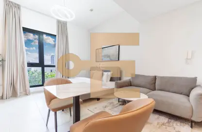 Apartment - 1 Bathroom for rent in Zahra Apartments 2A - Zahra Apartments 2 - Zahra Apartments - Town Square - Dubai