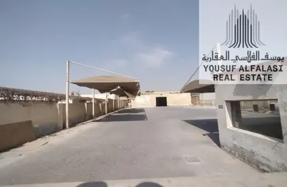 أرض - استوديو للايجار في المنطقة الصناعية رقم 17 - المنطقة الصناعية بالشارقة - الشارقة