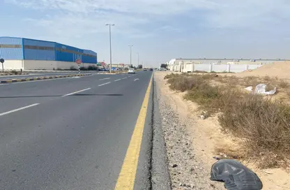 أرض - استوديو للبيع في المنطقة الصناعية بالشارقة - الشارقة