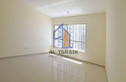 Empty Room image for: Apartment - 1 Bedroom - 1 Bathroom for rent in Burooj Views - Marina Square - Al Reem Island - Abu Dhabi, Image 1