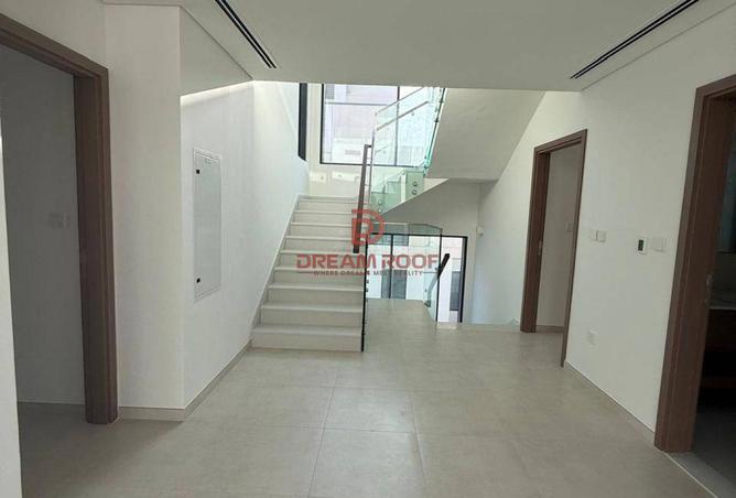 15671139 - صورة العقار 2