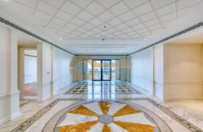 Apartment - 3 Bedrooms - 4 Bathrooms for rent in Palazzo Versace - Culture Village - Dubai