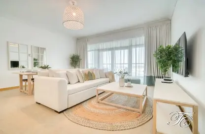 Apartment - 2 Bedrooms - 3 Bathrooms for rent in Al Nabat - Shoreline Apartments - Palm Jumeirah - Dubai