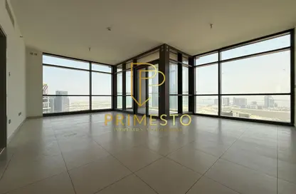 Apartment - 4 Bedrooms - 6 Bathrooms for rent in Canal Residence - Al Reem Island - Abu Dhabi