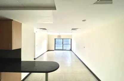 Apartment - 2 Bedrooms - 3 Bathrooms for rent in Goldcrest Views 1 - JLT Cluster V - Jumeirah Lake Towers - Dubai