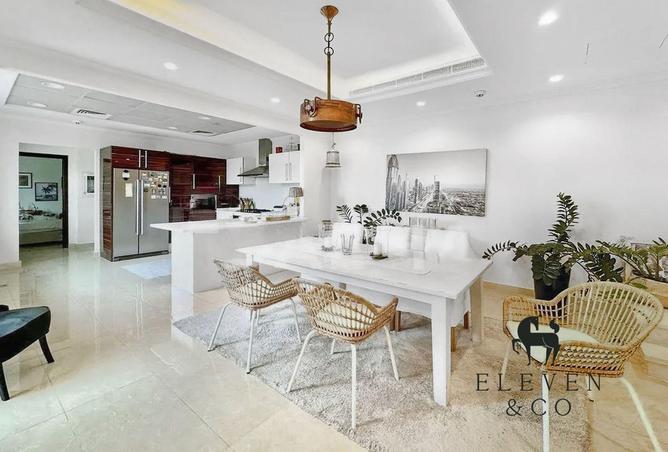 Corner Unit | Well Maintained | Multiple Cheques