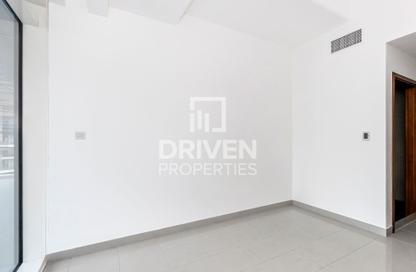 Apartment - 2 Bedrooms - 3 Bathrooms for sale in West Wharf - Business Bay - Dubai